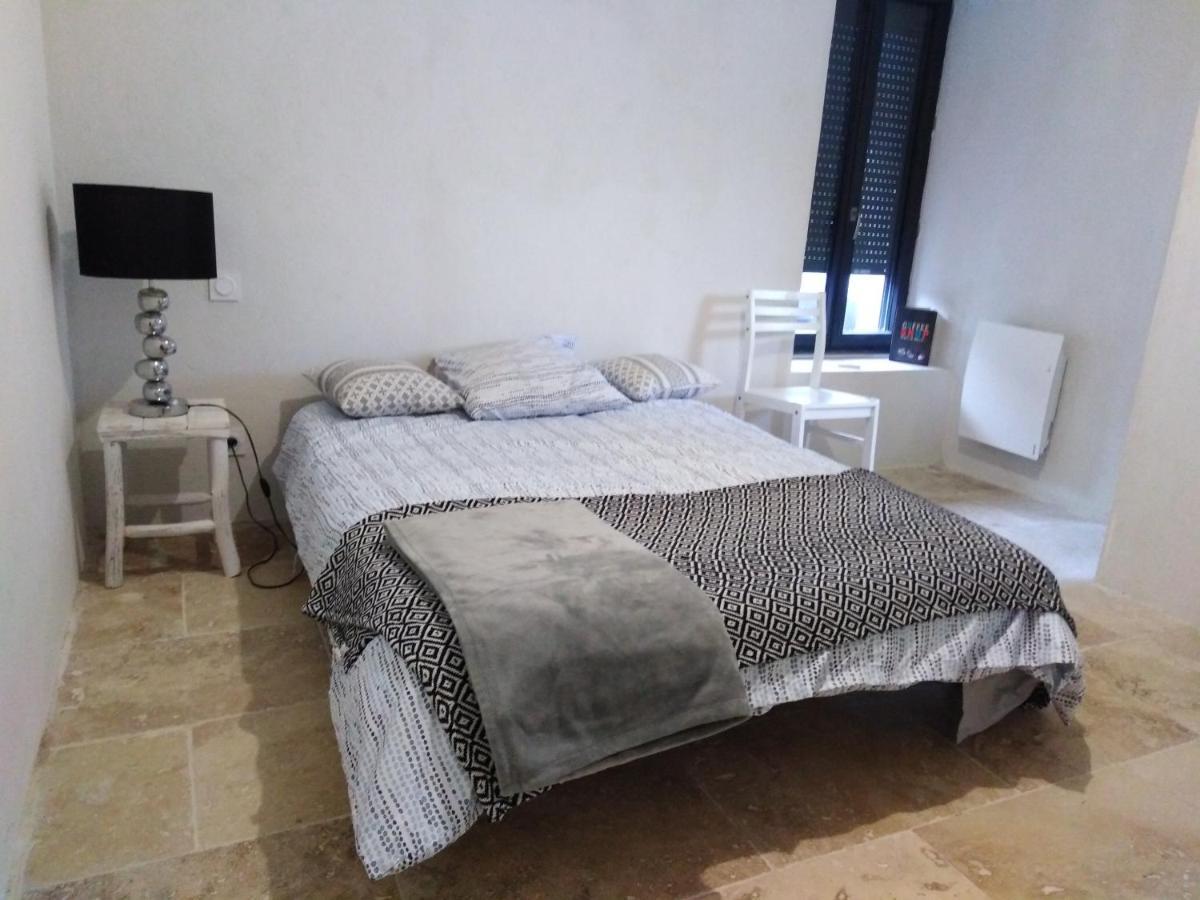 maison a bizanet avec piscine Extérieur photo